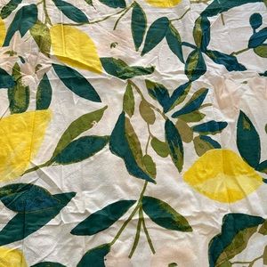 Urban Outfitters 100% Cotton Lemon Print Shower Curtain